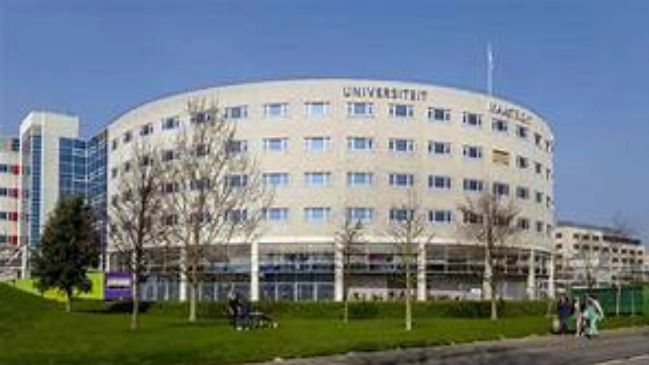 Maastricht University Admissions 2026